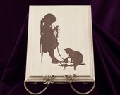 FREE SHIPPING Eco-friendly, Silhouette Wall Picture, Knitting Girl  (picture for girls room, special occasion gift, children's gift)