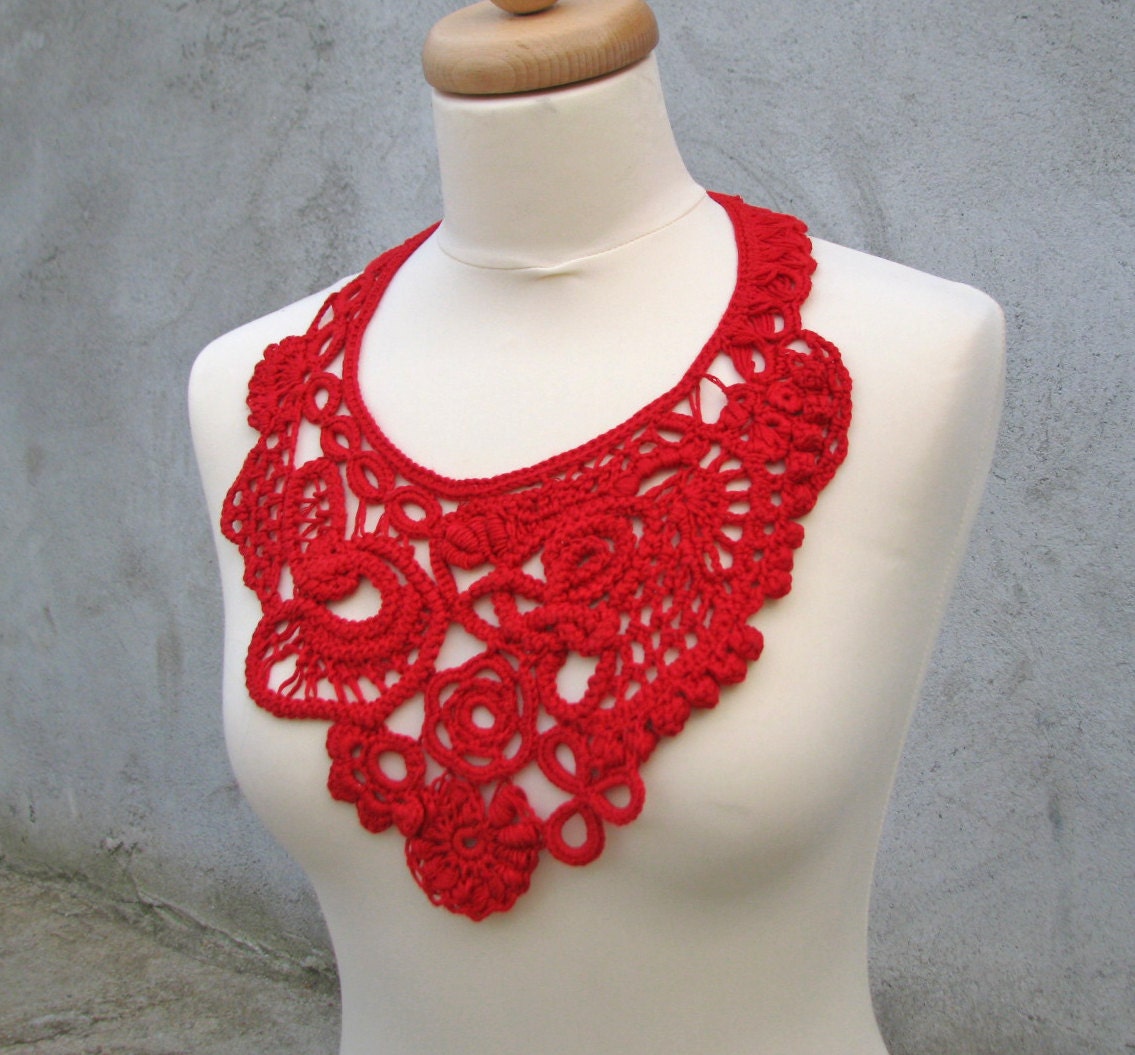 Free form crochet necklace... collar hot red
