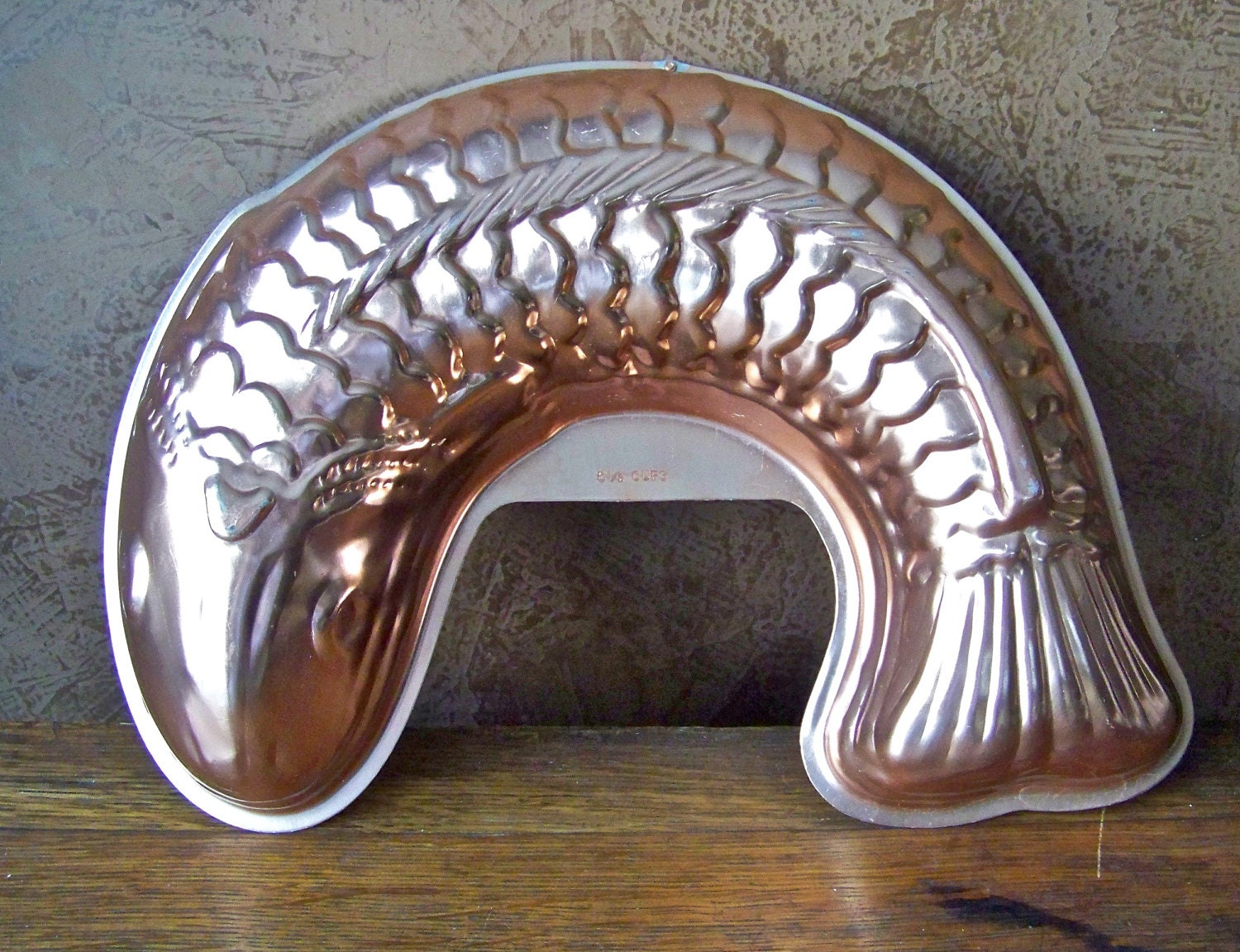 Vintage Copper Tone Fish Mold