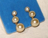 Vintage Sarah Coventry Faux Pearl clip on Earrings