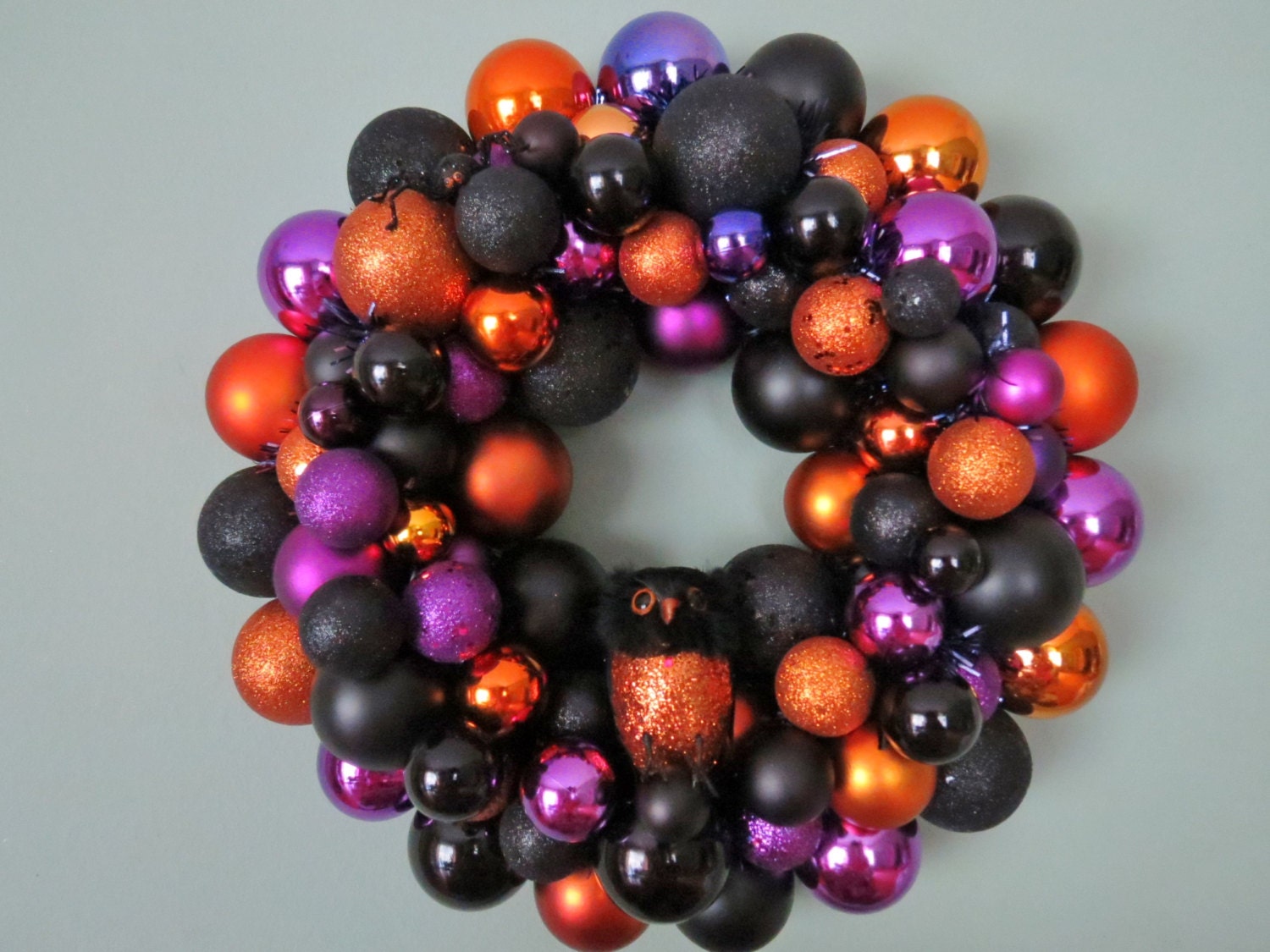 HALLOWEEN Ornament Wreath with Owl