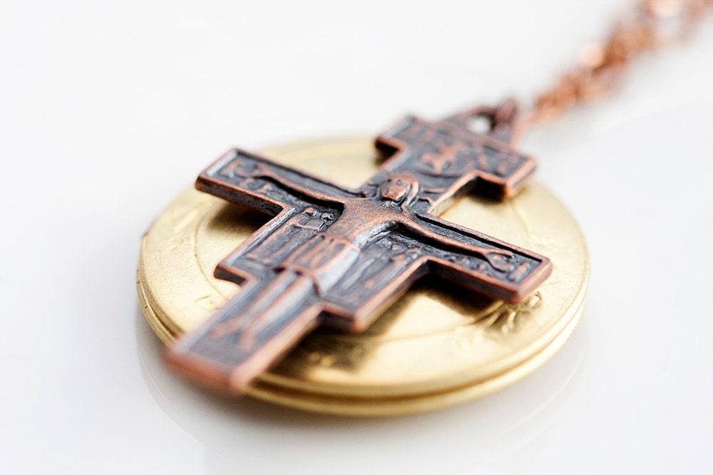 Jesus Cross Locket Necklace Copper Crucifix Pendant Round Floral Brass Locket Religious Jewelry - N242