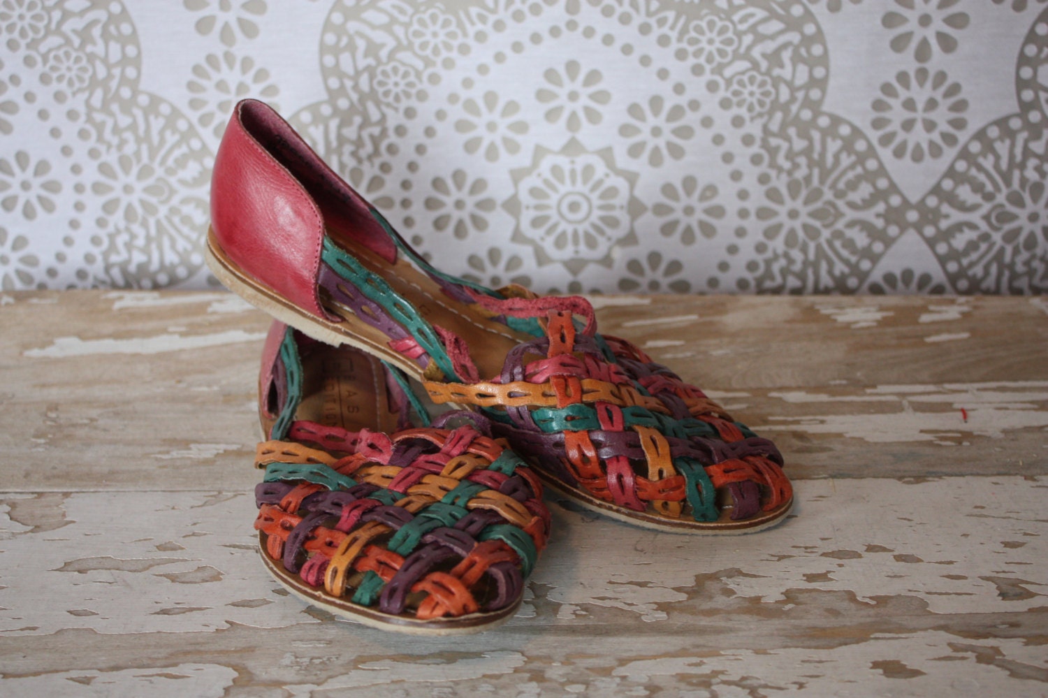Women's Vintage 1980's Multi Colored  Woven Leather Huaraches Sandals Size 9