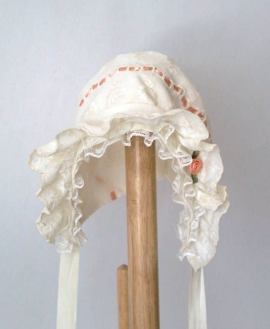 Vintage Fancy Baby Bonnet  - Embroidery Flowers white w/ pink ribbons & lace / Baby Doll Bear Hat