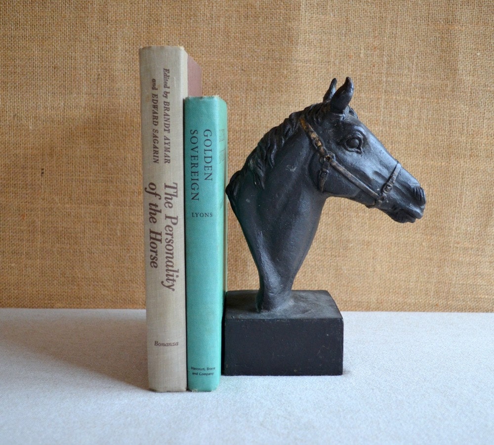 vintage cast iron horse head sculpture or doorstop