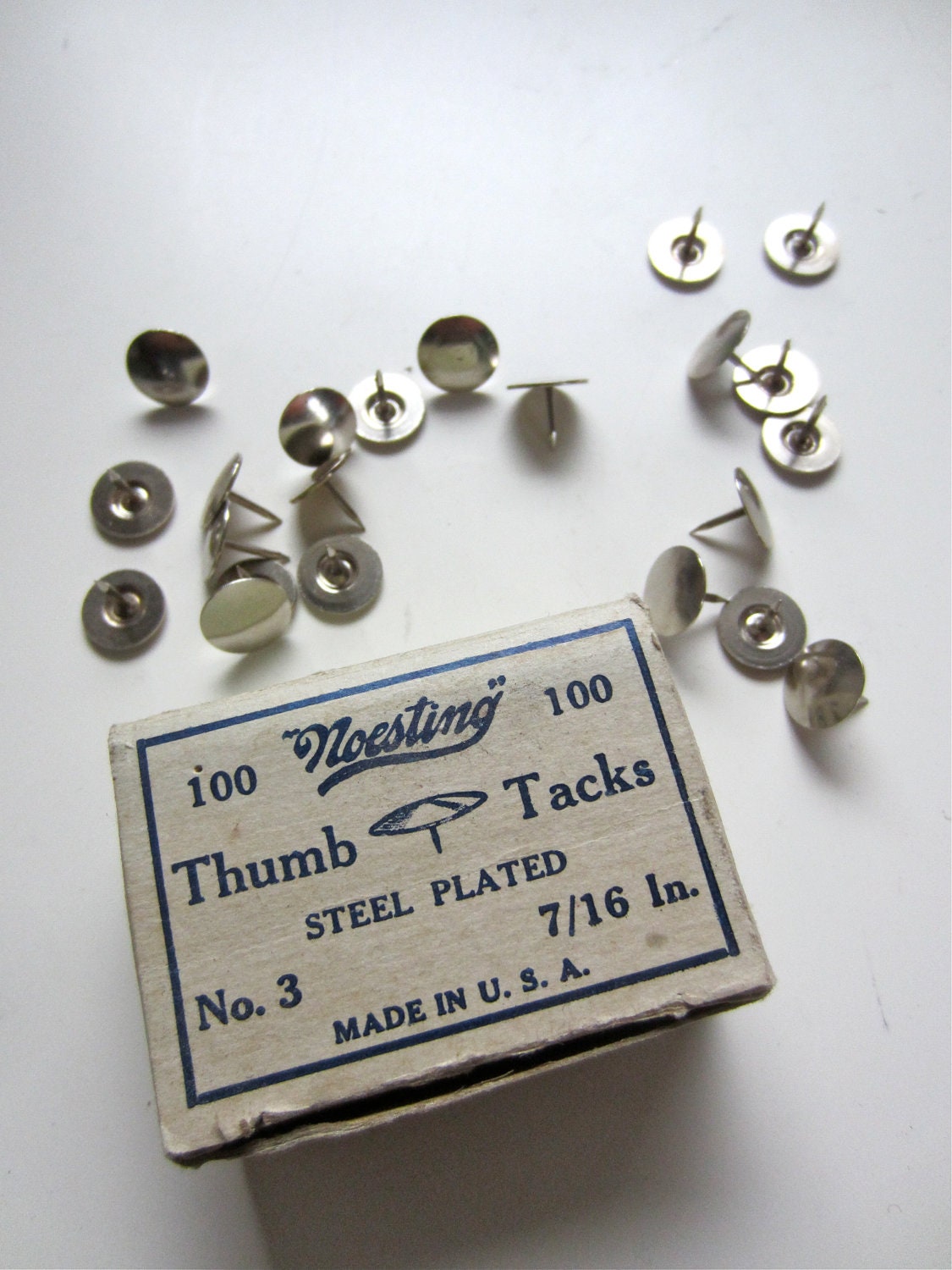 Vintage Noesting Thumb Tacks Made in USA