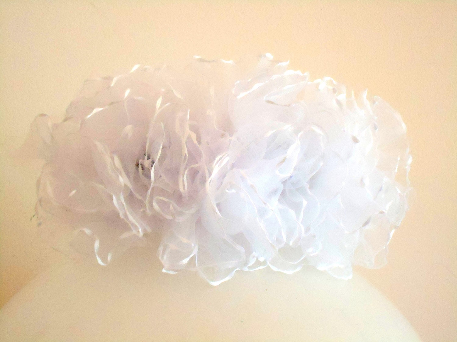 Couture dog collar.White net rouched ruffle carnation effect surround. OOAK.