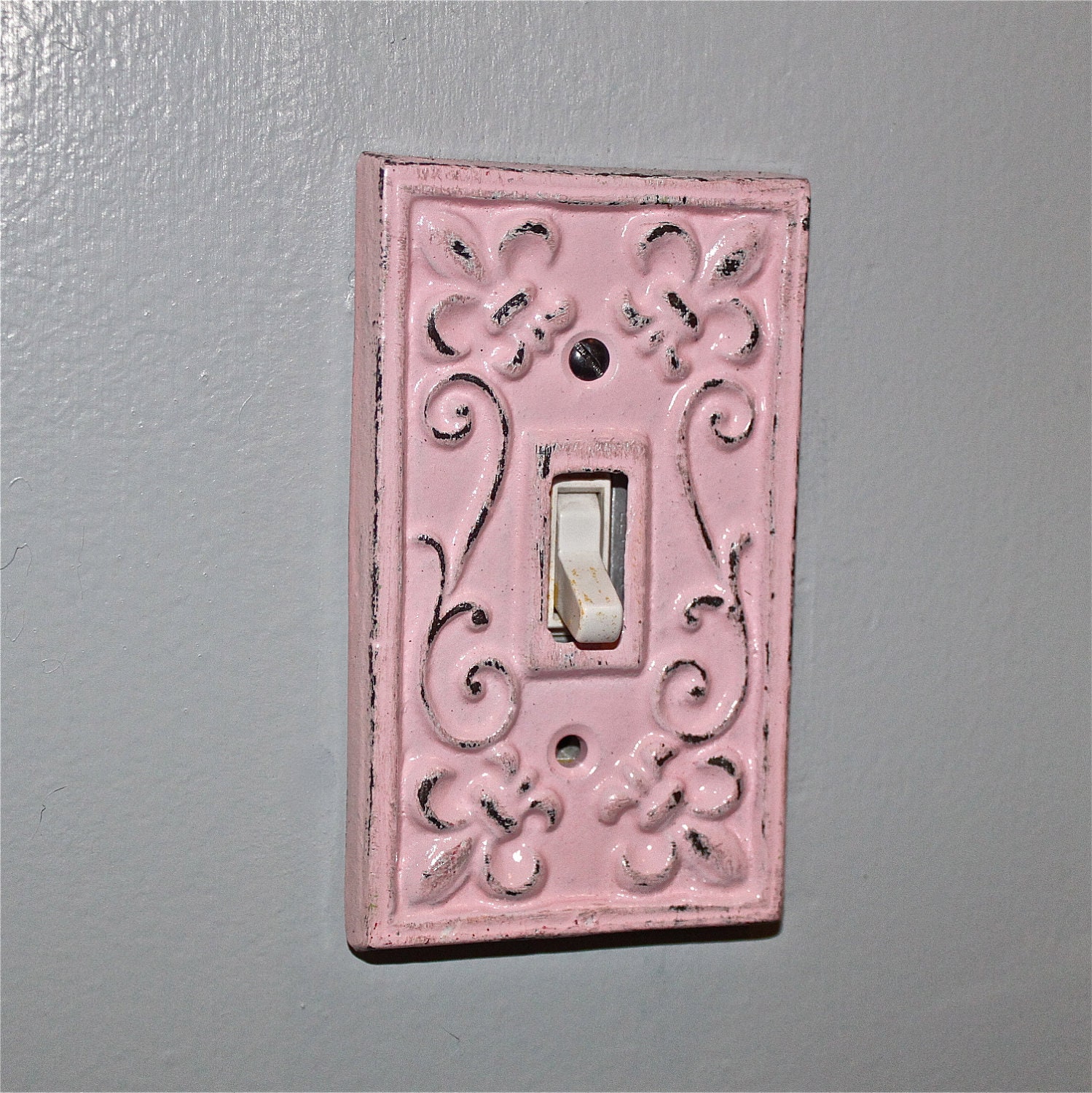 Candy Pink Decorative Light Switch Plate/ Single Switch Cover/ Fleur de lis/ Bright Cast Iron/ Painted Metal/ Shabby Chic