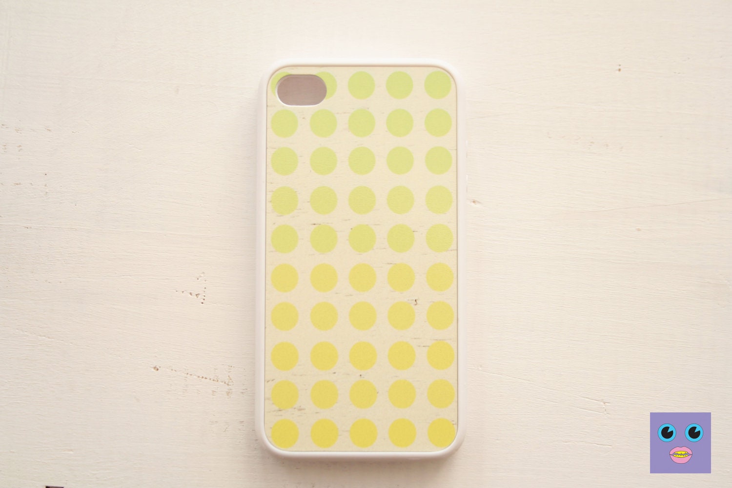 iPhone 4, 4S Case - Ombre / Lime on wood