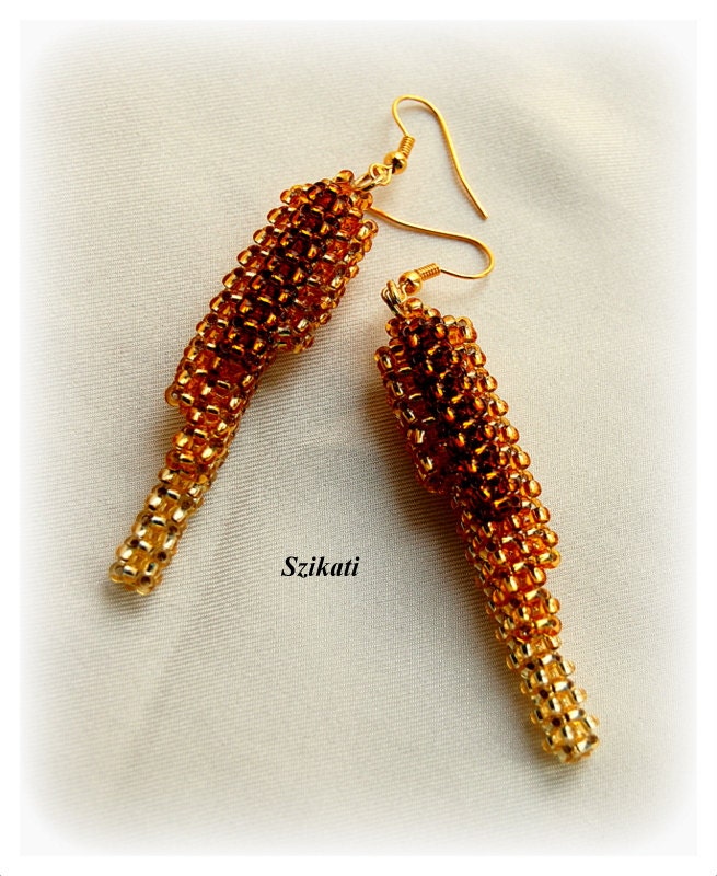 Beaded jewelry, gold honey brown seed bead earrings, OOAK jewelry, fall colors, autumn fashion