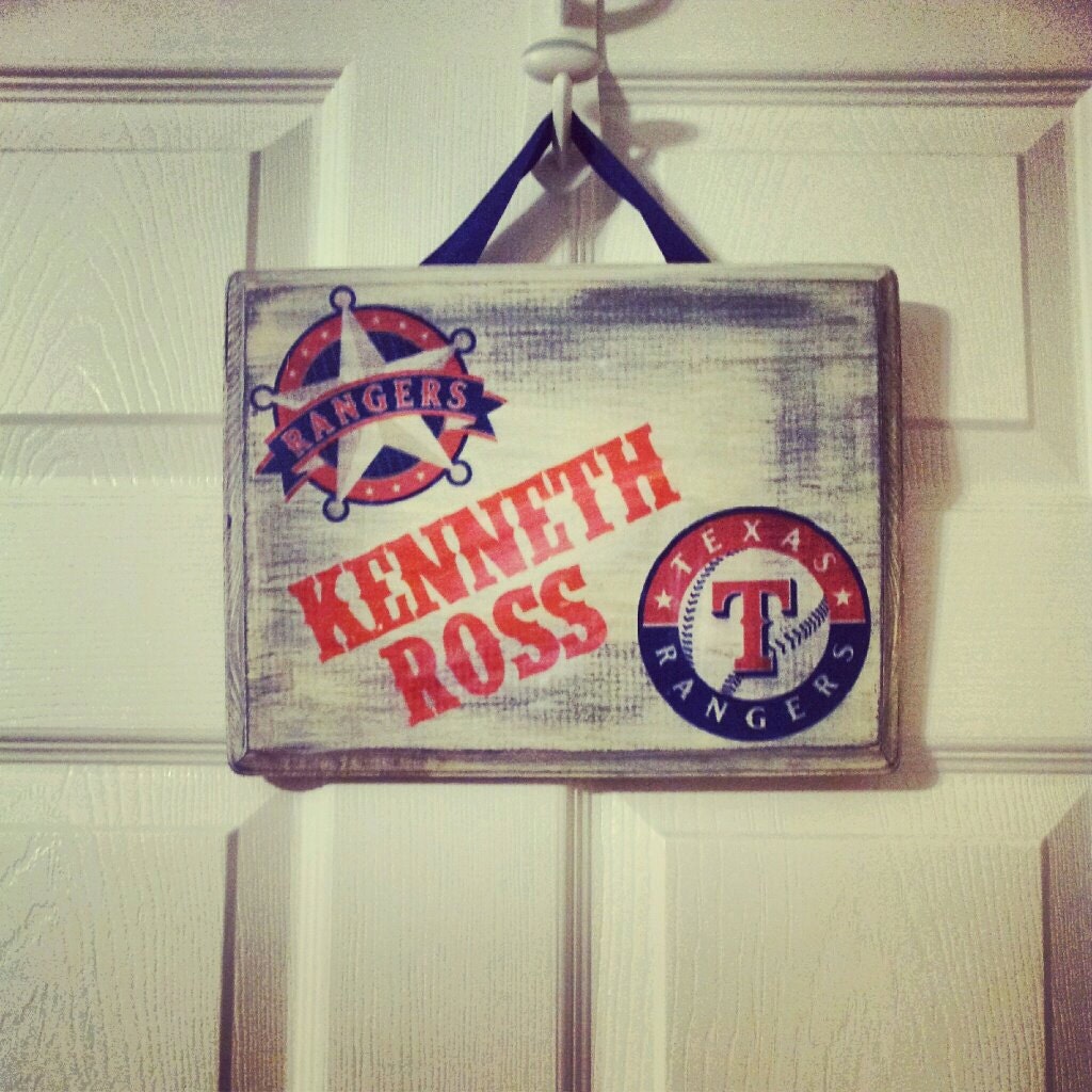 Custom made plaque  Personalized wooden door hanger sign for nursery kids room teachers classroom sign bedroom door plaque