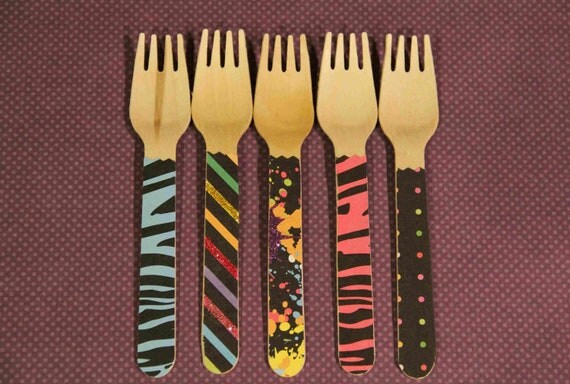 24 Wooden Forks or Spoons- 90's Retro Il_570xn