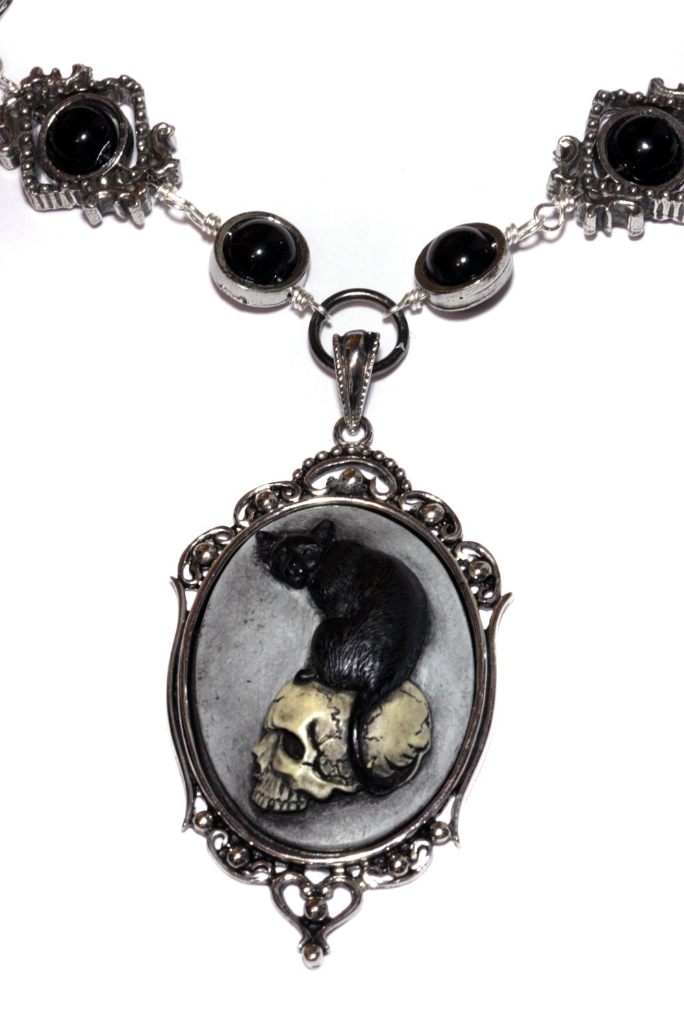 Steampunk Goth Jewelry - Necklace - Feline / Cat on Skull Cameo - Silver tone