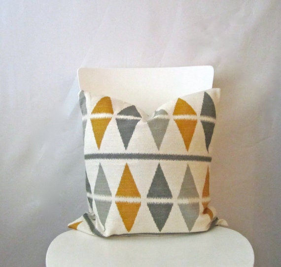 20 inch throw pillow cover, Argyle ikat diamond pattern, yellow with gray. Modern print. For indoor use.
