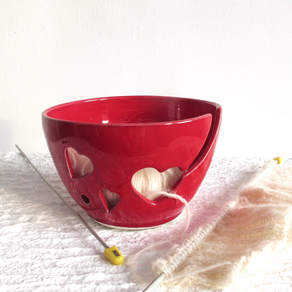 Red Yarn Bowl, Knitting Crochet, Heart, Portable Ceramic Traveling Bowl, POTTERY, Handmade ceramics