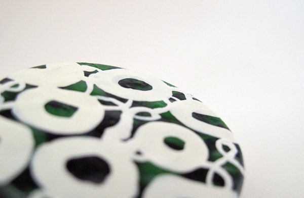 Unique handmade, abstract art to wear,  cocktail ring, green, white, boho, wooden ring - Mixed media jewelry by Lespetitsbuttons on Etsy