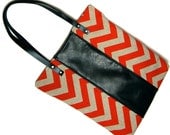 Tote bag in red chevron and black leather