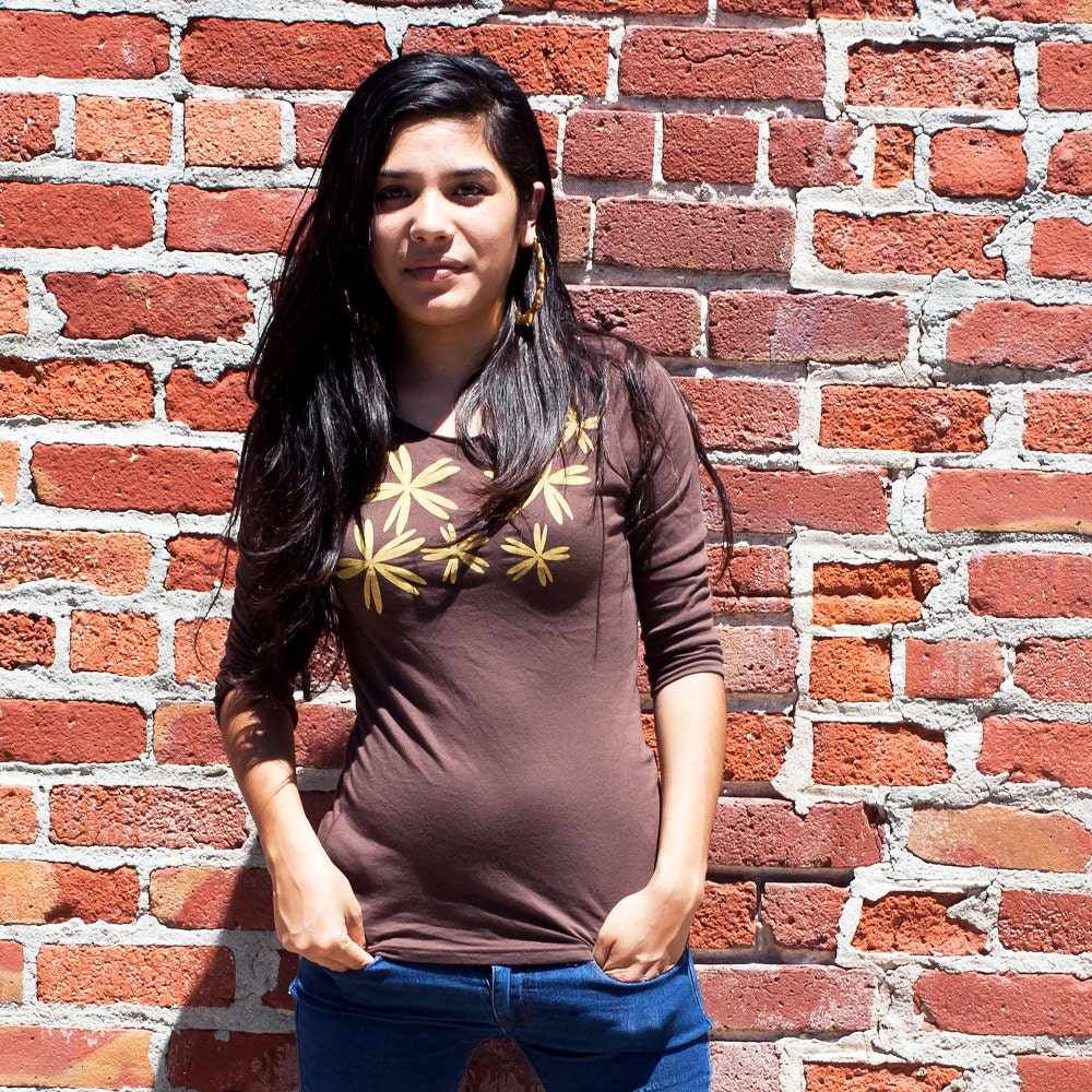 Brown silkscreen womans tshirt, 3/4 sleeve, scattered flower design, S-XL womans top
