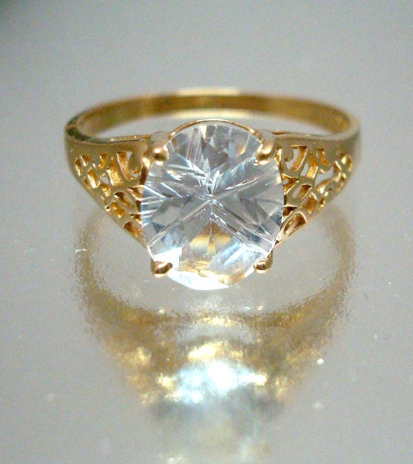 10k Gold Spinel Oval Starcut Ring Vintage