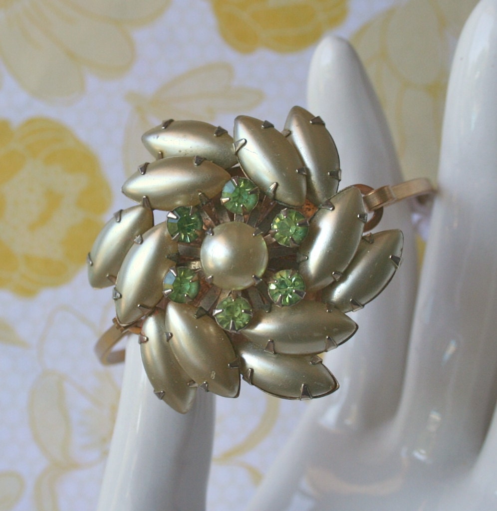 Vintage Cuff Bracelet - Delphine
