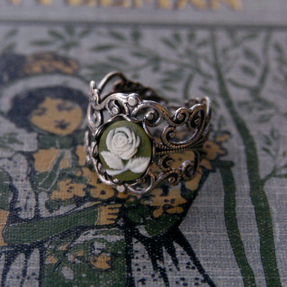 Green Rose Ring