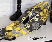 camera strap with lens cap pocket DSLR chevron-damask-gray -yellow----by SNUGGLENS