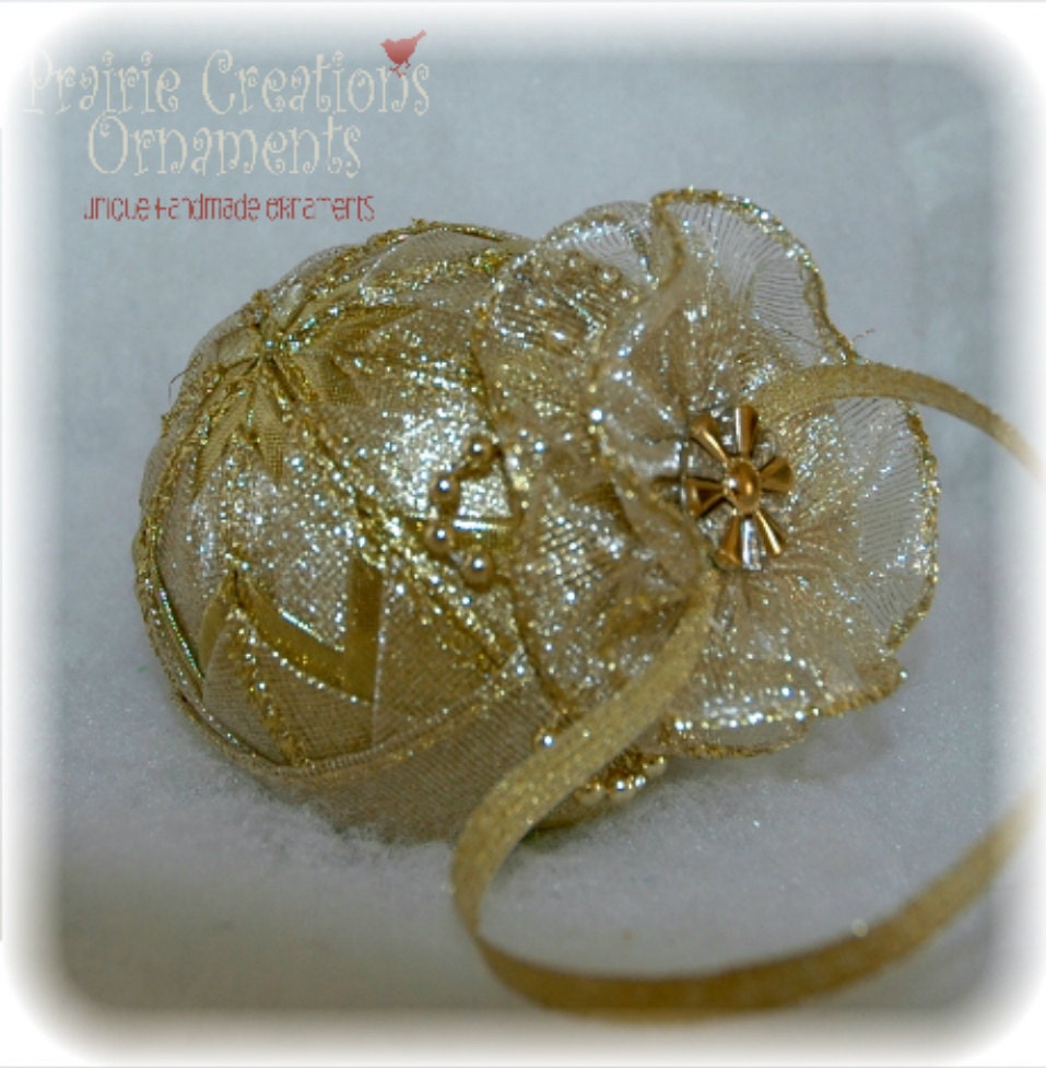 Quilted Ornament Gold Elegance Christmas Ball