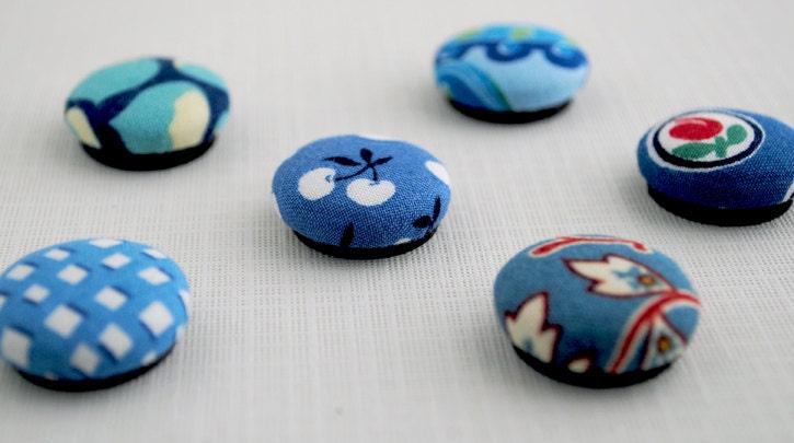 Blue Fabric Button Magnet Set