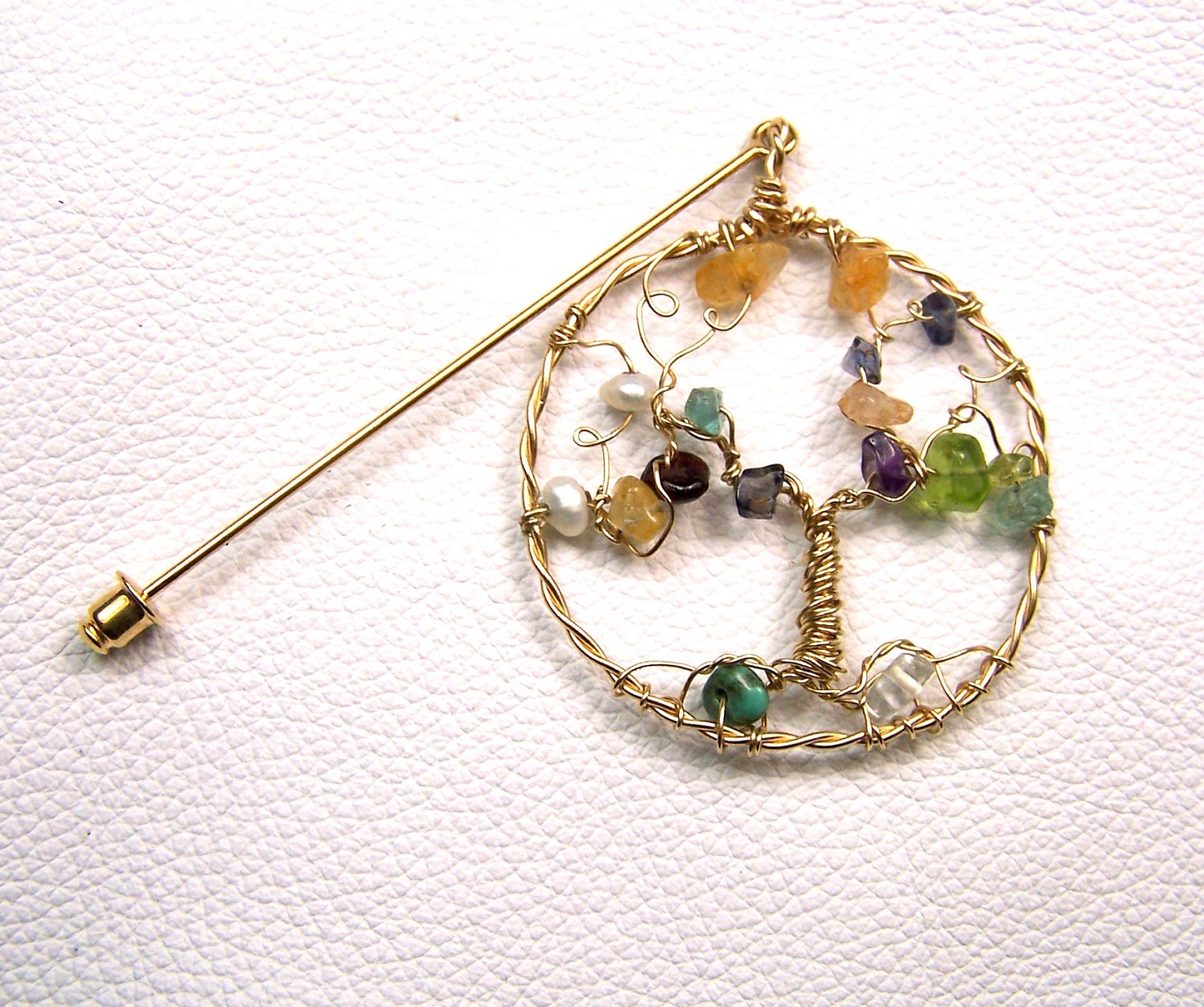 Family Tree Birthstone brooch pin - Gold - Personalized - Lapel pin- gemstone birthstones - mothers grandmothers necklace - gift genealogy