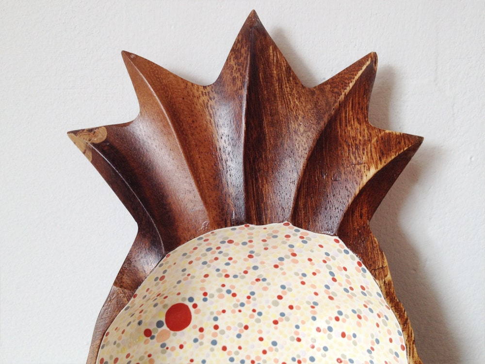 Small Pineapple Dish : Hand-painted Light Background Dots