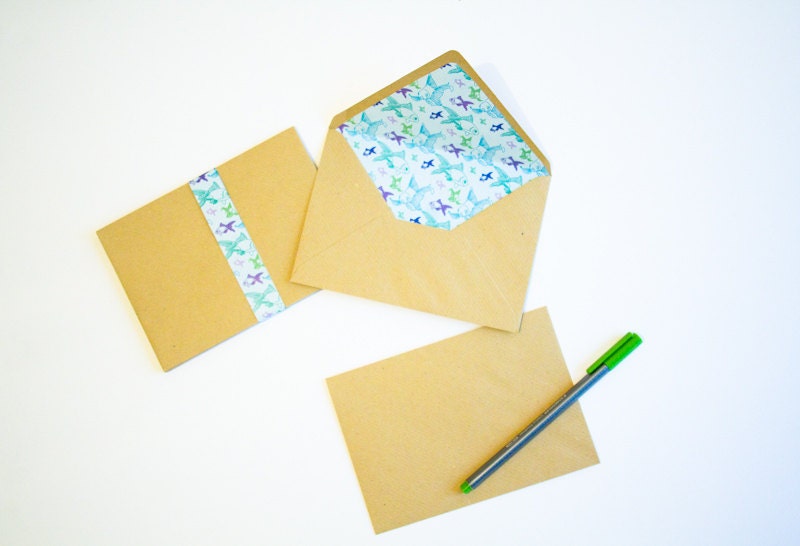 Lined envelopes - Set of 5 - Yellow arrows and blue dots
