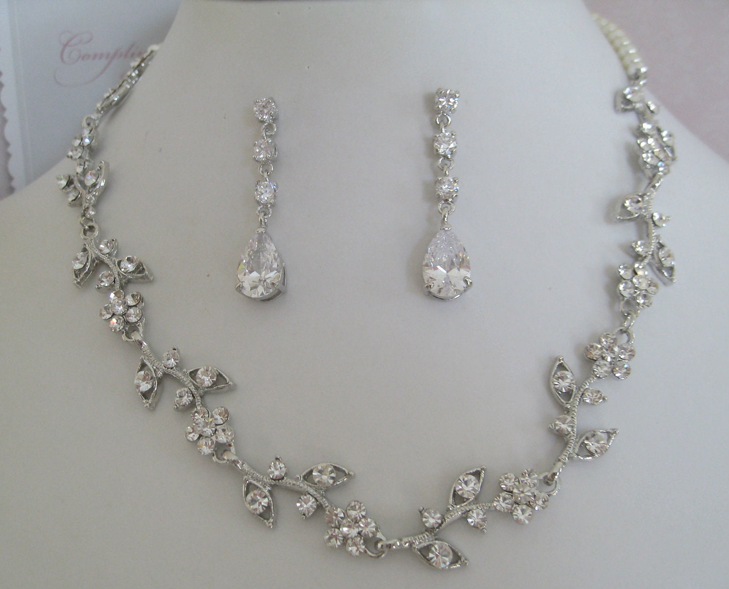 Bridal Jewelry - Bride Necklace - Bridesmaid Necklace - Rhinestone and Pearl Floral Bridal Jewely Set