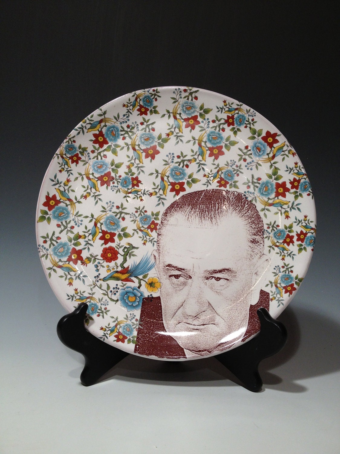 President Lyndon B. Johnson dinner plate with white glaze and flowers