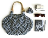 Handbag Knitted in Variegated Gray Cotton with Rattan Handles