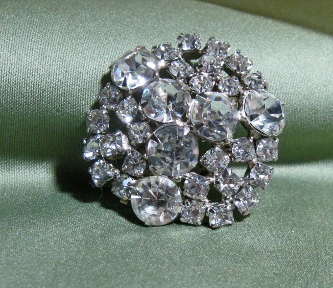 Vintage Rhinestone Brooch Stunner