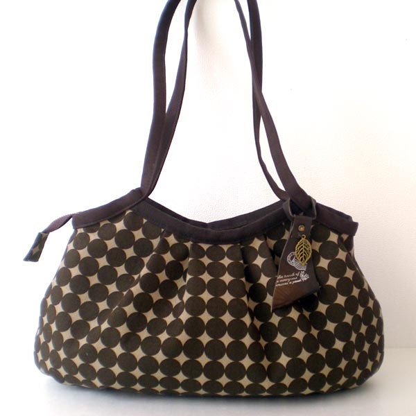 Zippered Mini granny bag with leather charm, Brown dots