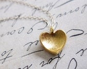 Tiny Gold Heart Necklace / Small Gold Heart Necklace / Simple Gold Necklace / Dainty Gold Necklace