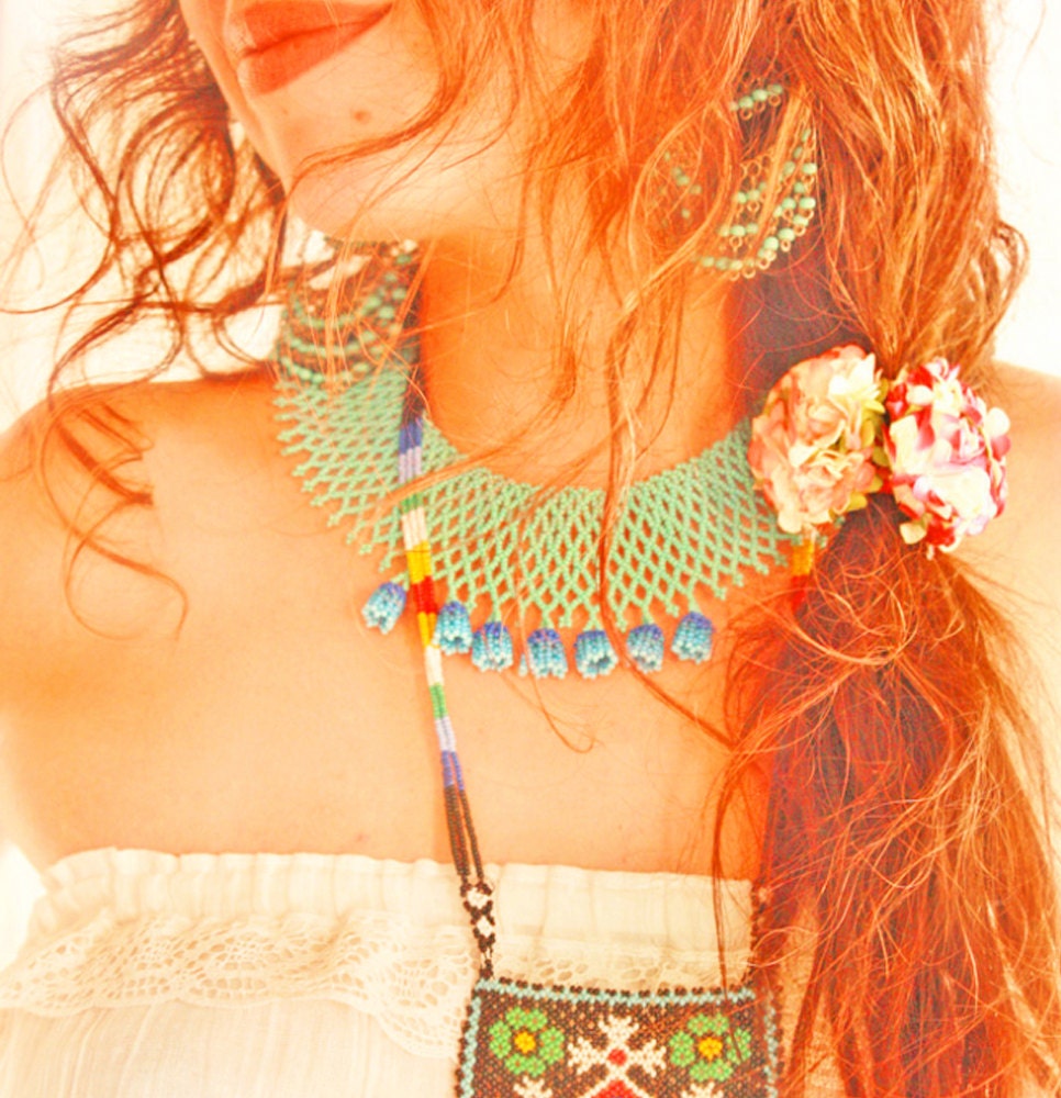 Turquesa Huichol ethnic Necklace Mexican collar flowers peyote bead