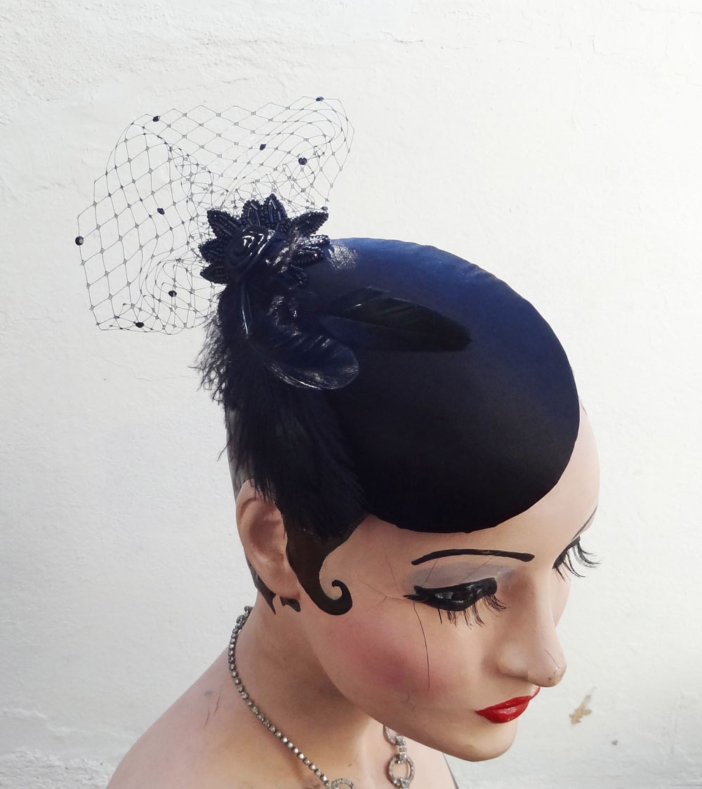 Black Cocktail Hat, Feather Fascinator, Teardrop, 1940s High Fashion, Head Piece, Unique Bridal, Halloween Costume, Batcakes Couture