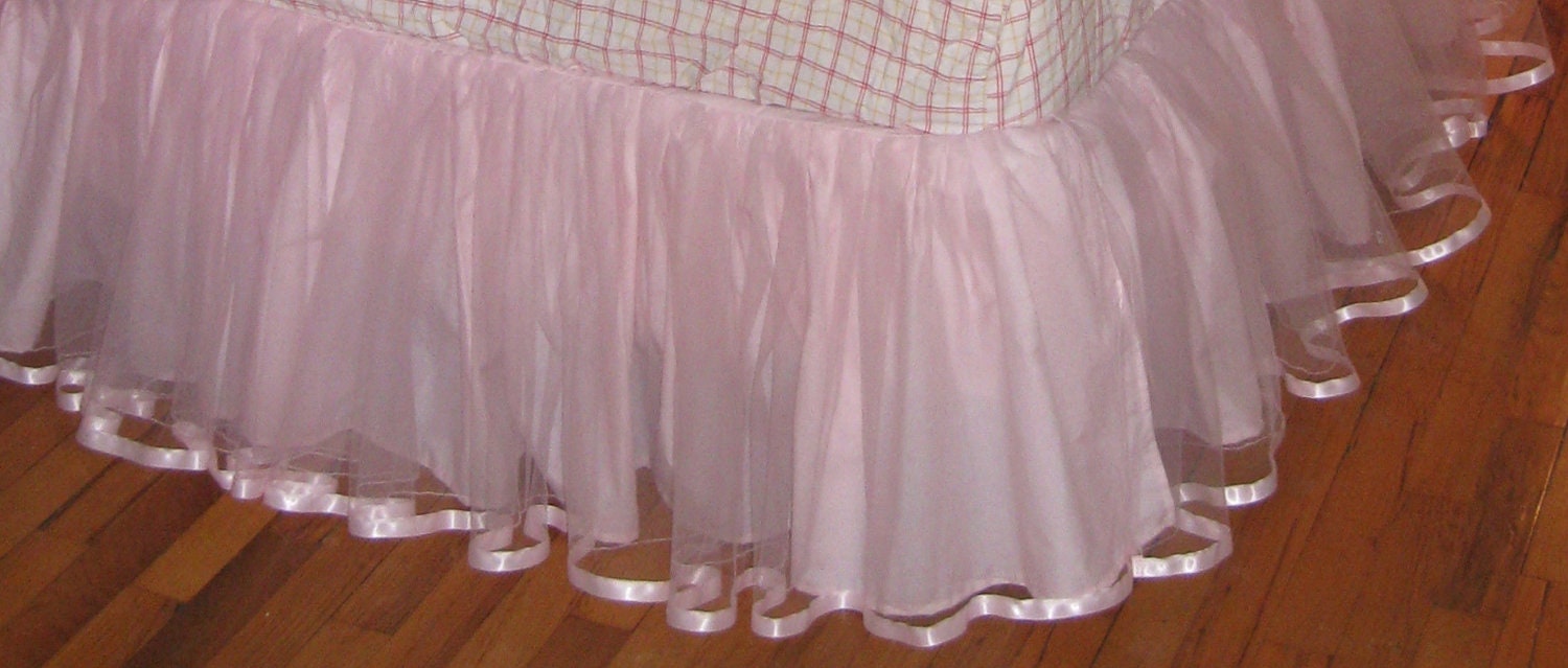 18 Inch Drop QUEEN Tulle Bed skirt in Light Pink, Sweetest Pink, Paris Pink .