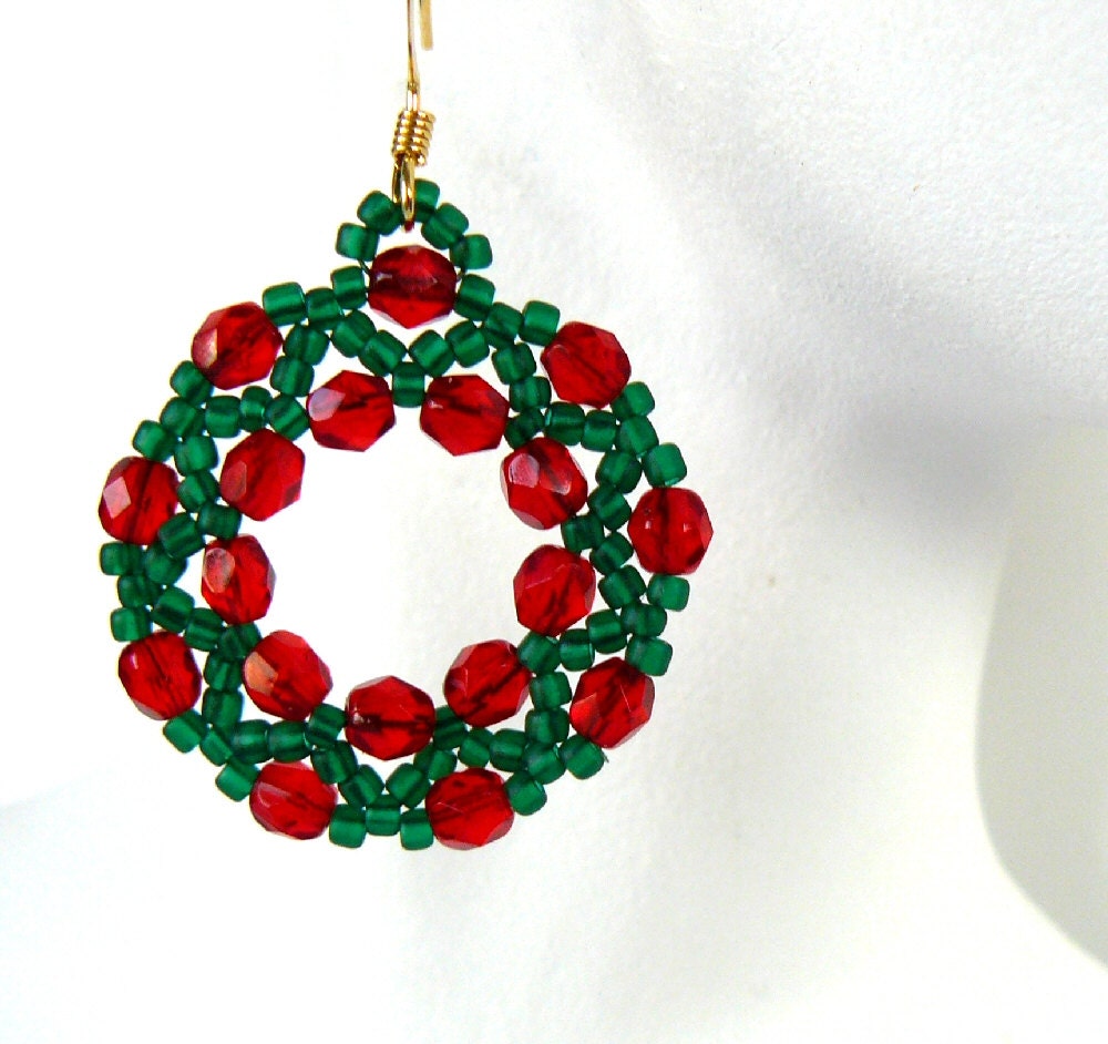 Christmas Wreath Earrings Red and Green Beadwork Earrings Holiday Jewelry Bead Weaving Beaded Christmas Jewelry Free Shipping