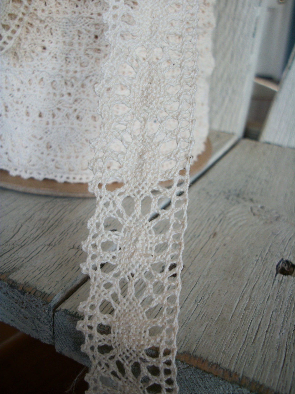 Torchon Crochet Trim in NATURAL ( no.6 )-1 inch-3 yards for 2.69