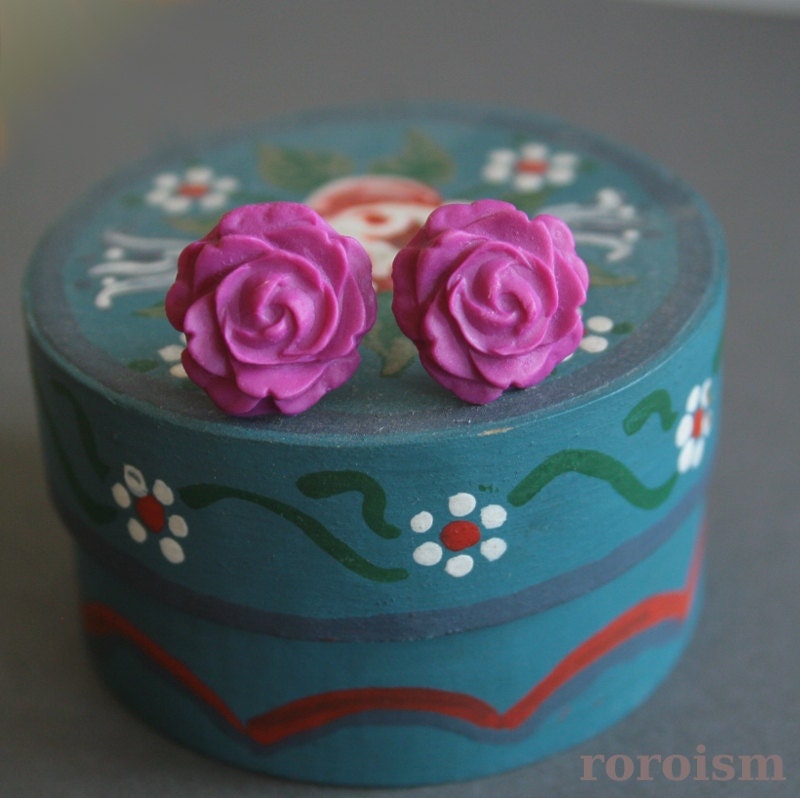 FUCHSIA Pink Rose shaped STUD earrings - posts, resin, floral, vintage style, cabochon, fimo