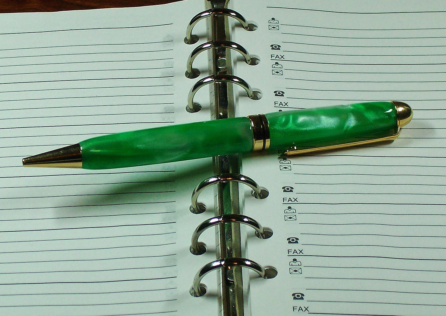 Shamrock Green and White Writing Pen - Handcrafted