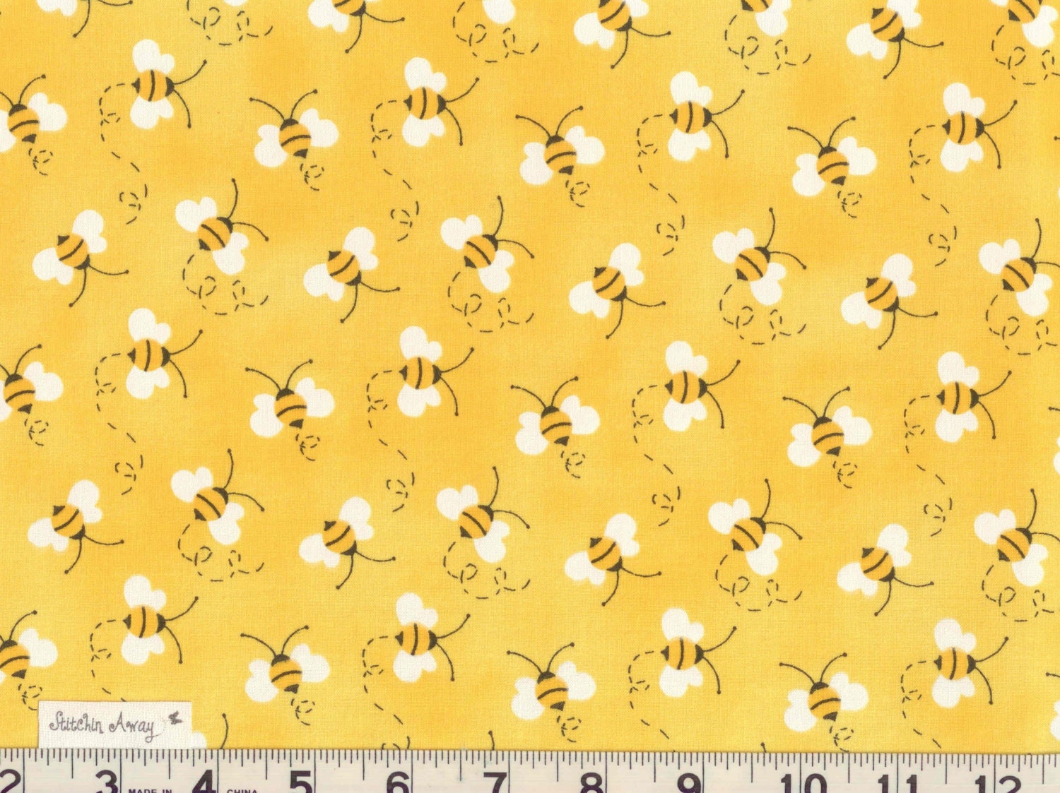 BUMBLE BEES on YELLOW Fabric New 100% Cotton Quilting Sewing Honey, Insects