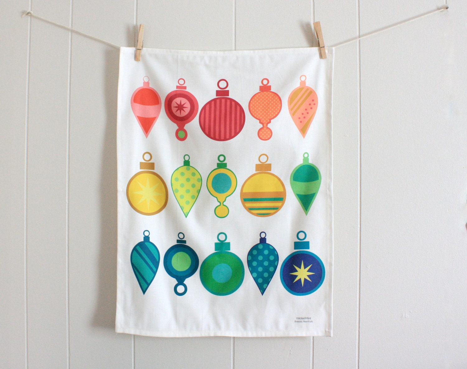 Multi-Colored Christmas Tree Ornaments - Linen Cotton blend Tea Towel18 x 24 inch