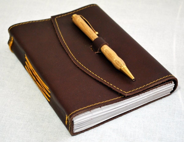 Dark Brown Medium Travel Journal with Bourbon Barrel Pen