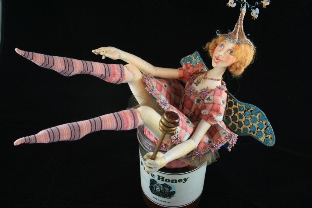 4 Part PDF Tutorial Bea in her Bonnet Cloth Art Doll for Soft Sculpture