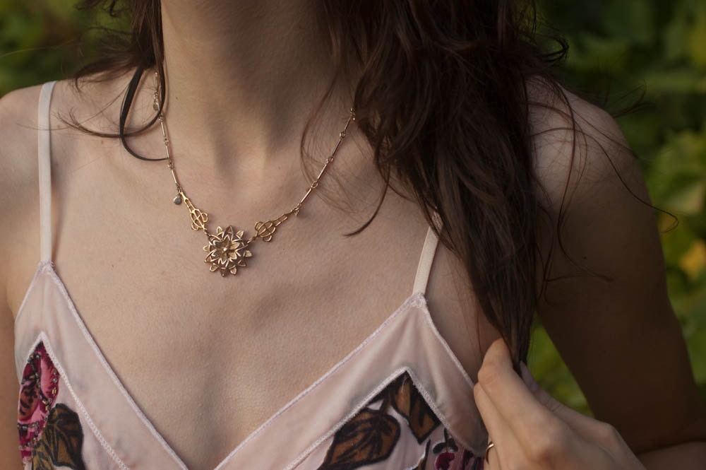 Necklace - Delicate Gold Chain with Filigree- Modern Vintage Bridal - Flower vine - One of a Kind - Art Deco