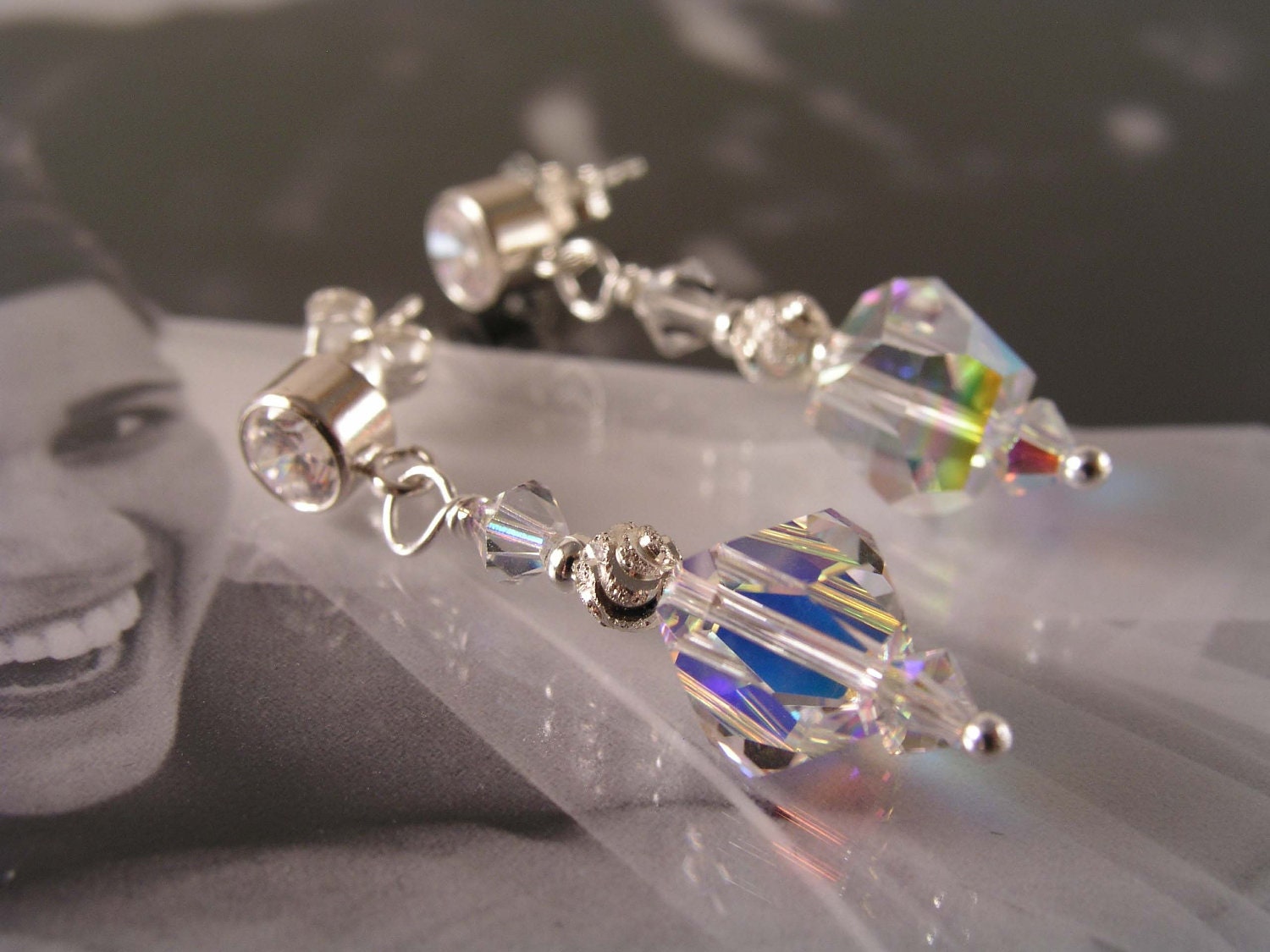 Bride Earrings, Bridal Jewelry,  Swarovski Crystal Earrings, Wedding Earrings, Glam Earrings, Sparkling Cubic Zirconia Earrings